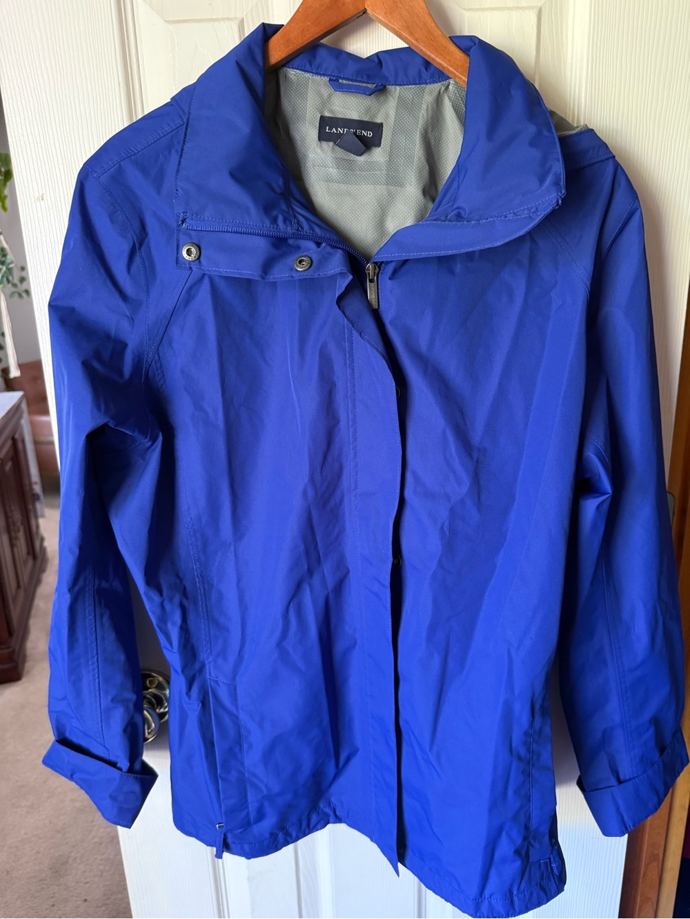 Lands' End Women's Royal Blue Packable Rain Jacket XL Spring Rainy Day Travel